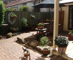 Bannockburn Lodge Homestay Accommodation - Airlie Beach Holiday 0
