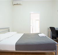 Mycow Accommodation Sarina - Greetham Street - Airlie Beach Holiday