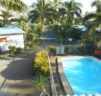 Bush Village Budget Cabins - Airlie Beach Holiday