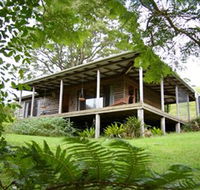 Bellthorpe Stays - Nature's Retreat - Airlie Beach Holiday