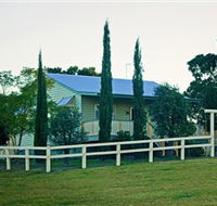 Milford Country Cottages - Airlie Beach Holiday