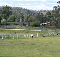 Kellarni Downs Farmstay-Scenic Rim - Airlie Beach Holiday
