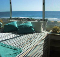 The Beach House Culburra - Airlie Beach Holiday