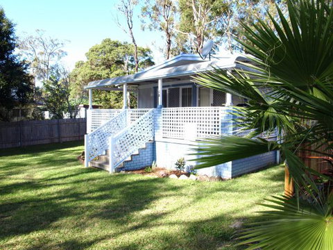 Crystal Waters - Airlie Beach Holiday 1