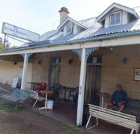 Marshall McMahon Inn - Airlie Beach Holiday