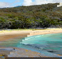 Depot Beach Cabins - Airlie Beach Holiday