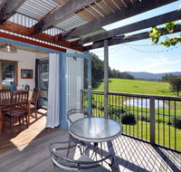 Wedge-tail Loft - Airlie Beach Holiday