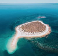 Mackerel Islands - Airlie Beach Holiday