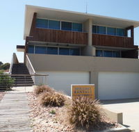 Relax At Tipara - Airlie Beach Holiday
