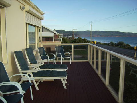 Century 21 SouthCoast: Hayman - Airlie Beach Holiday 1