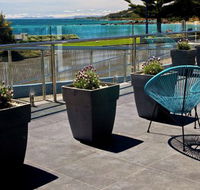 Penguin Beachfront Apartments - Airlie Beach Holiday