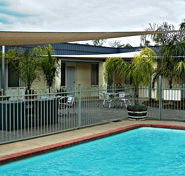 Ryley Motor Inn - Airlie Beach Holiday