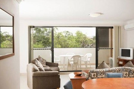 Pacific International Apts Bankstown - Airlie Beach Holiday 1
