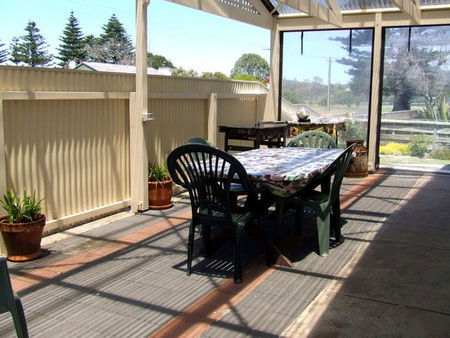 Beachport Motor Inn - Airlie Beach Holiday 3