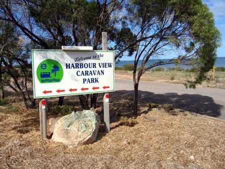 Harbour View Caravan Park - Airlie Beach Holiday 0