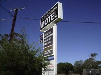 Keith Motor Inn - Airlie Beach Holiday 0