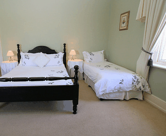 Waratah On York - Airlie Beach Holiday 5