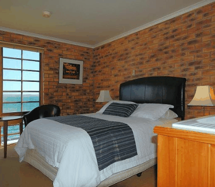 Stanley Village - Airlie Beach Holiday