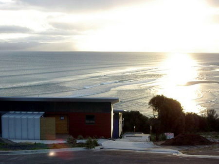 Freycinet Beach Apartments - Airlie Beach Holiday 0