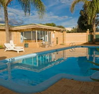 Albion Hotel - Airlie Beach Holiday