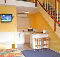 Coastal Motel - Airlie Beach Holiday
