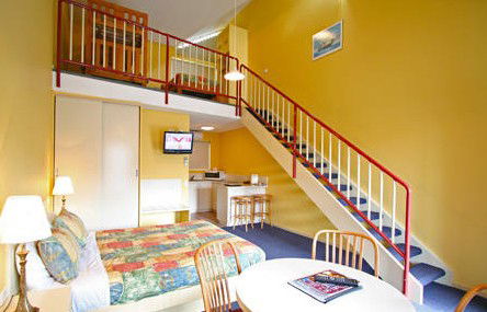Coastal Motel - Airlie Beach Holiday 2