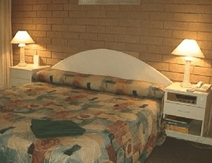 Elizabeth Motor Inn - Airlie Beach Holiday