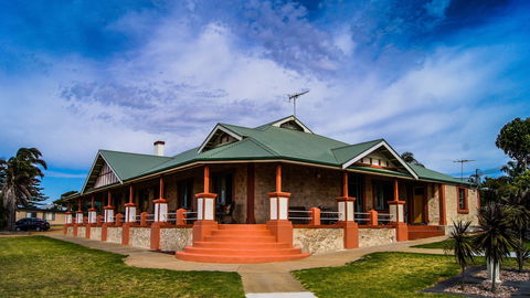Kangaroo Island Seaview Guesthouse - Airlie Beach Holiday 0