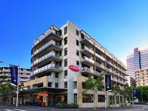 Adina Apartment Hotel Sydney Darling Harbour - Airlie Beach Holiday 0