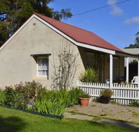 Almond Tree Cottage - Airlie Beach Holiday