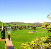 Winton Bethal Accommodation Unit - Airlie Beach Holiday