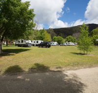 Bright Freeburgh Caravan Park - Airlie Beach Holiday