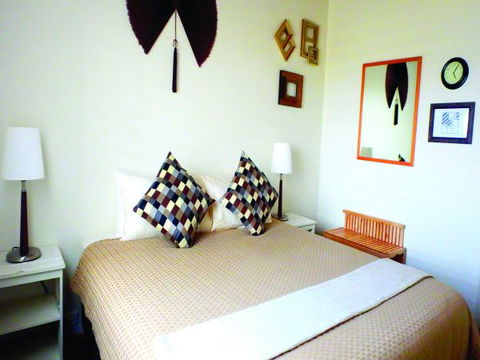 Cloud 9 Alpine Lodge - Airlie Beach Holiday 5