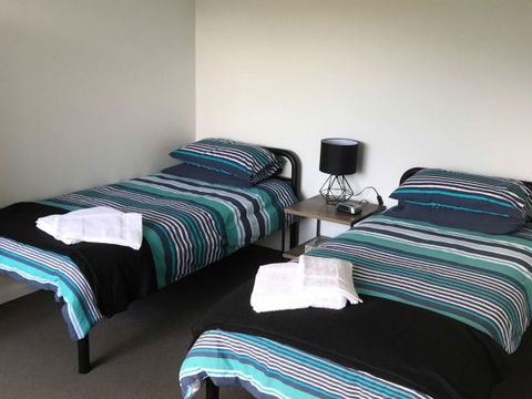 Derby Digs Cottage - Airlie Beach Holiday 3