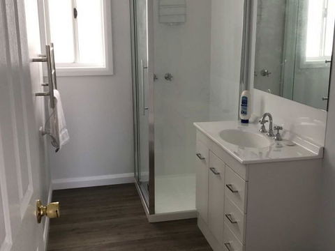 Derby Digs Cottage - Airlie Beach Holiday 4