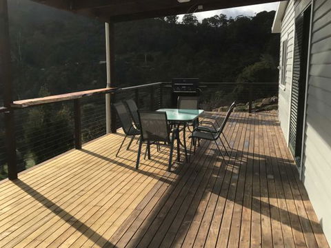Derby Digs Cottage - Airlie Beach Holiday 8
