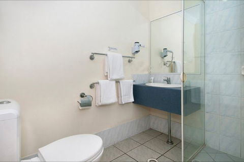 EconoLodge Waterford - Airlie Beach Holiday 7