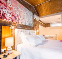 Farnham Court Motel - Airlie Beach Holiday