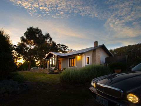 Frenchman's River - The Writer's House - Airlie Beach Holiday 8