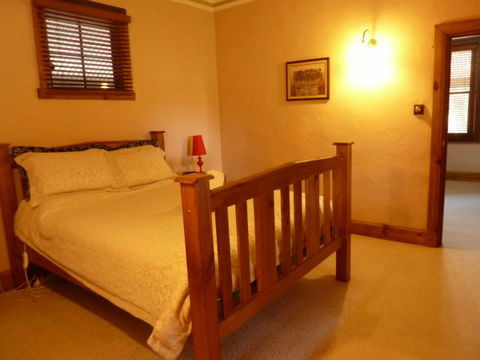 Kaesler Cottages - Airlie Beach Holiday 3