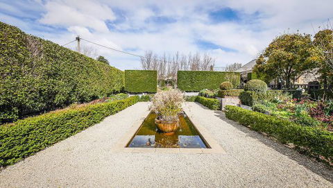 Kyneton Old Rectory - Airlie Beach Holiday 1
