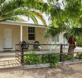 Milk Honey House - Airlie Beach Holiday