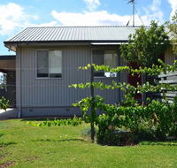 Narrabri West Apartments - Airlie Beach Holiday
