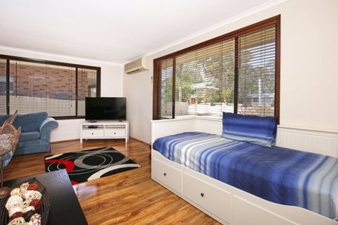 Sandy Toes Beach House - Airlie Beach Holiday 0