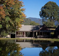 Stockyard Creek - Airlie Beach Holiday