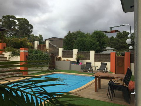 The Hideaway  Luxury Bed And Breakfast - Airlie Beach Holiday 0