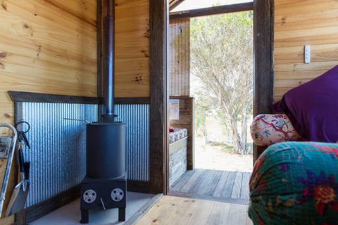 Torquay Farmstay  Blue Studio Truck - Airlie Beach Holiday 2