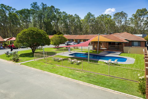 Advance Motel - Airlie Beach Holiday 1
