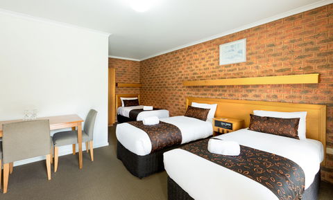 Advance Motel - Airlie Beach Holiday 5