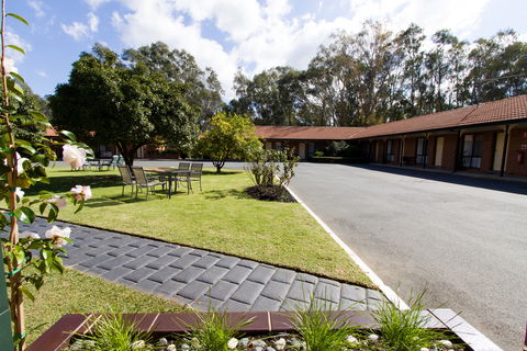 Advance Motel - Airlie Beach Holiday 7